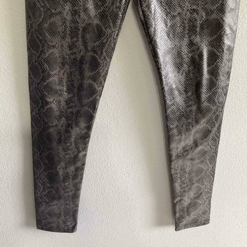 7 for all Mankind Faux Leather Snakeskin High Waist Leggings Size as small - Picture 3 of 8